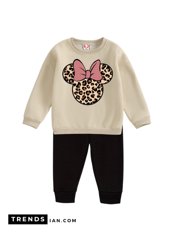 Butterfly Kids Boys & Girls Khaki Sweater And Black Trousers Two-Piece Sets Dt47